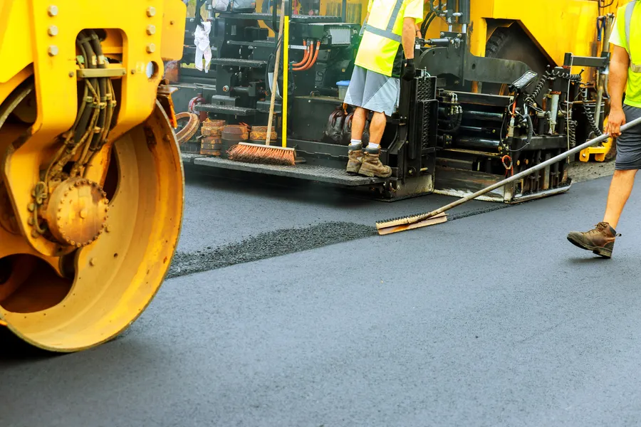 How Asphalt Crack Sealing Prevents Water Damage Melbourne, FL